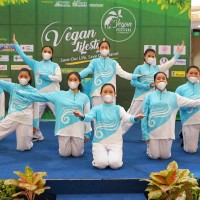 Teachers & Students' Performances | SMP & SMK METTA MAITREYA